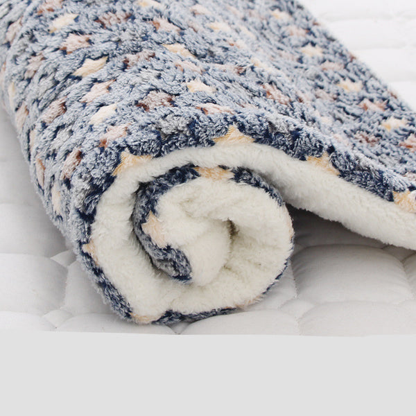 Thick Flannel Blanket for Cats And Dogs