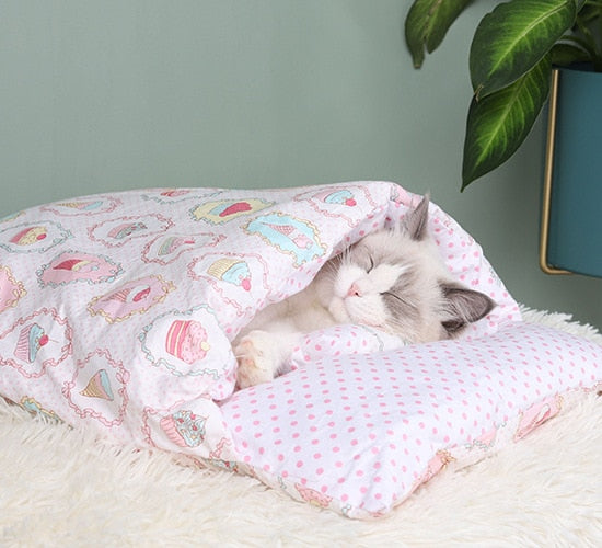 Warm Pets Bed Winter Plush Nest Sleeping Bags for Small Dogs and Cats