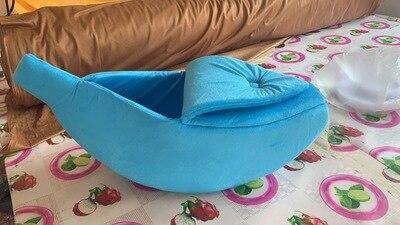 Blue color banana pet bed