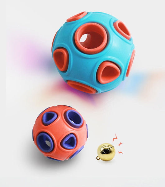 Pet Dog Ball Chew Toy Rubber Snack Dogs Training Ball Outdoor Play with Sound/Lights