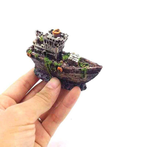 Aquarium Decor Mini Resin Shipwreck Fish Tank Decoration Ornament