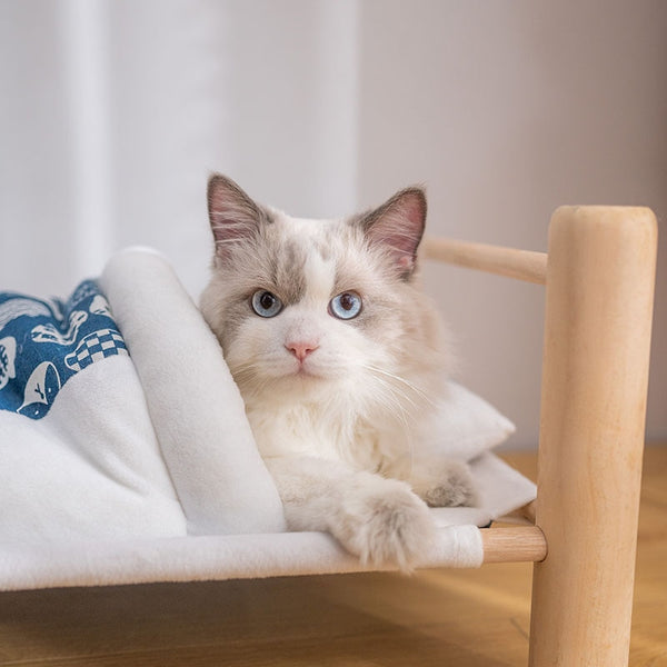 Wooden Frame Bed with Sleeping Bag for Cats