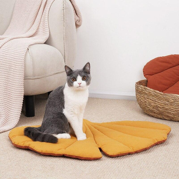 Leaf Shape Soft Dog, Cat Bed Mat Soft Pad, Machine Washable Mattress