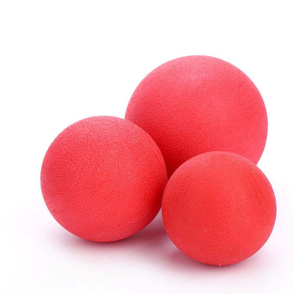 50-70mm Solid Rubber Bouncy Ball For Dogs Red Color Chew Resistant